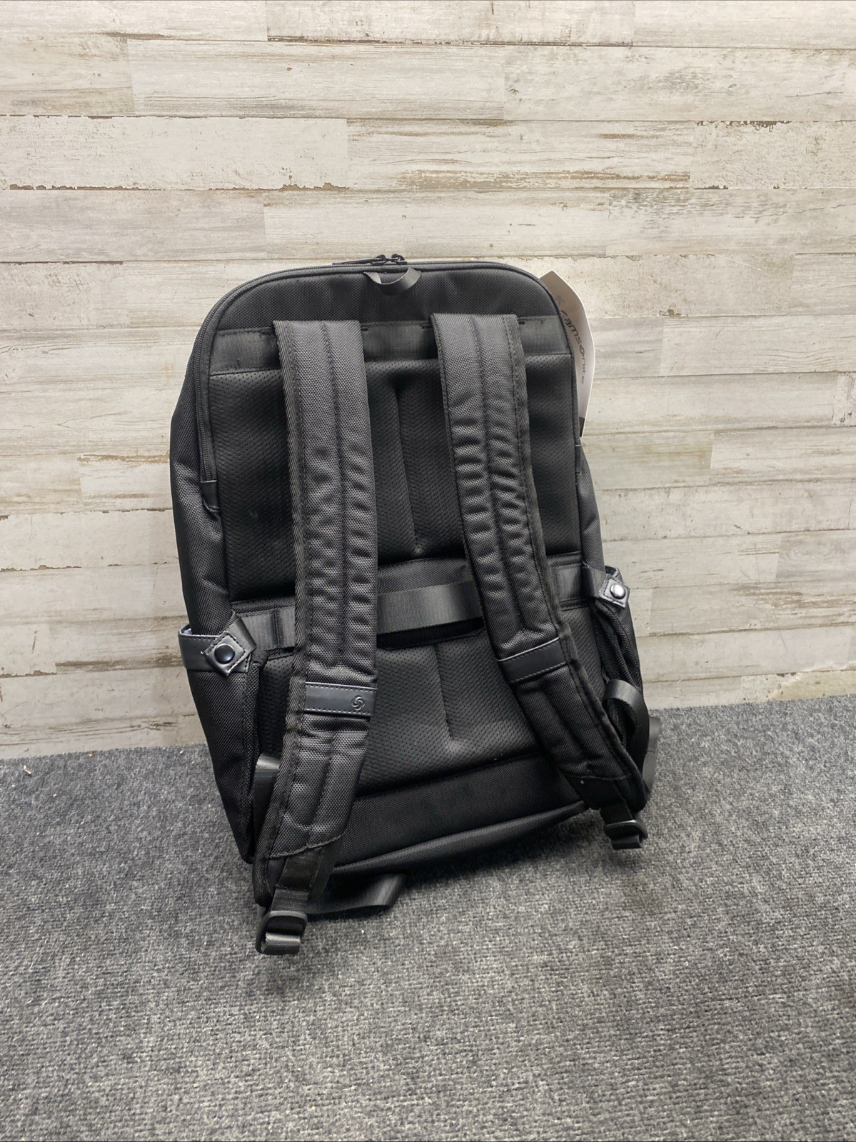 Samsonite Pivot Backpack 18.5Hx12.0L X8.0W Business/Travel 147747-1041