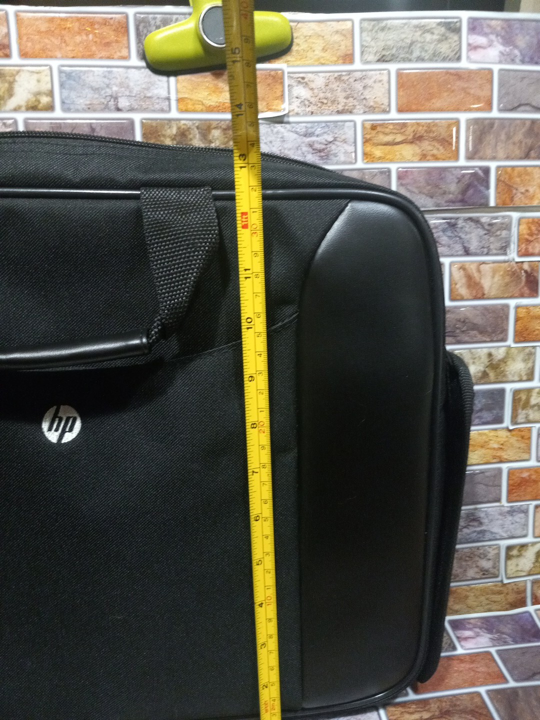 HP Soft Laptop Bag Briefcase Carry Case 15.70″ W× 12″H××2.8″ D Black