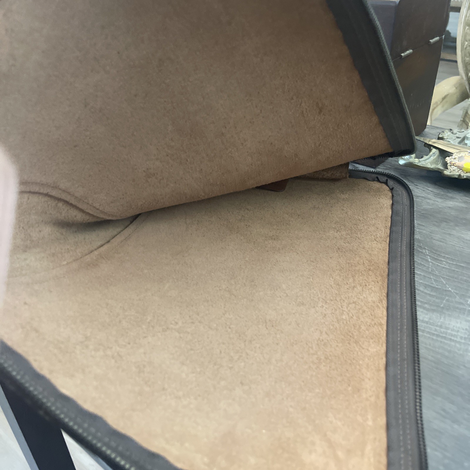 Schlesinger Leather Zippered Folio Made In Dominican Republic 16 1/2 x 11 1/2