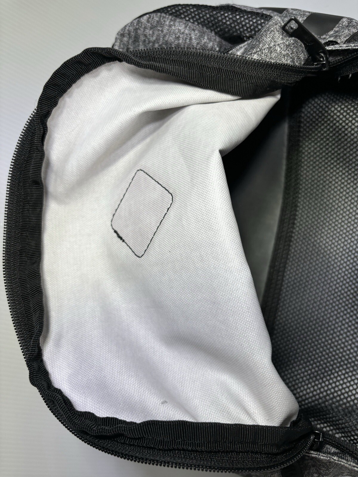 Adidas Originals Trefoil 3 Stripes Logo Backpack – Grey / Black / White Speckle