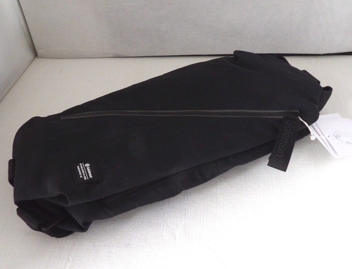 NWT Authentic LULULEMON FAST TRACK 2.0 Black Backpack Unisex