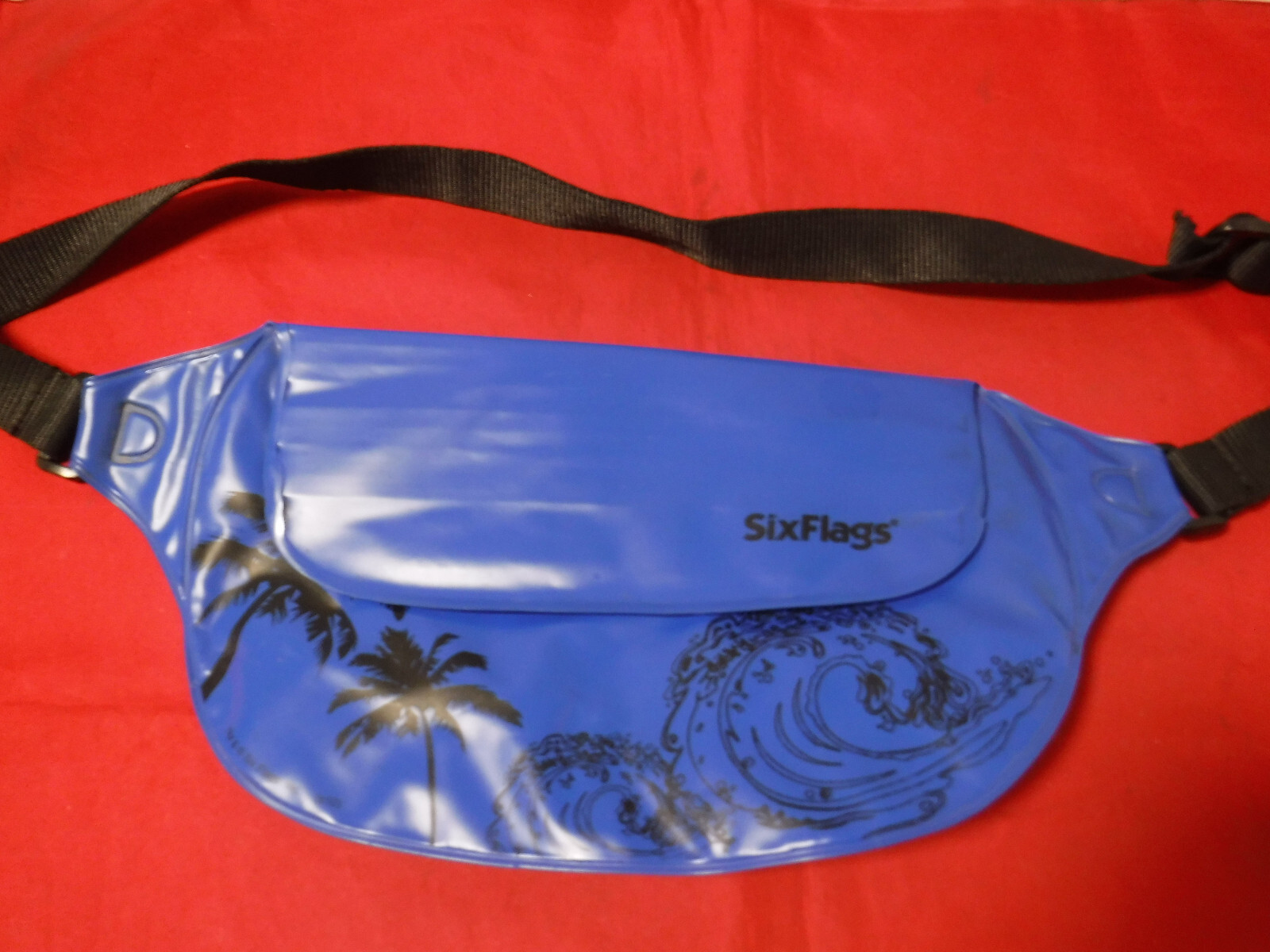 FC4 RARE Six Flags Amusement Park Plastic Waterproof Blue Fanny Pack Phone Bag