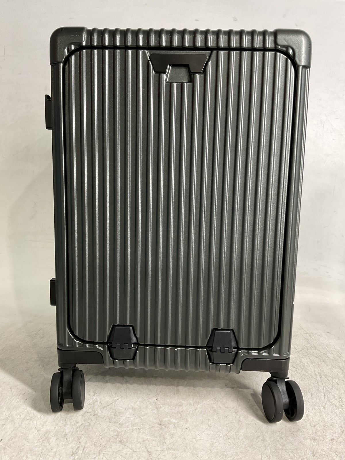 Generic 21 inch carry on Hardside luggage U1