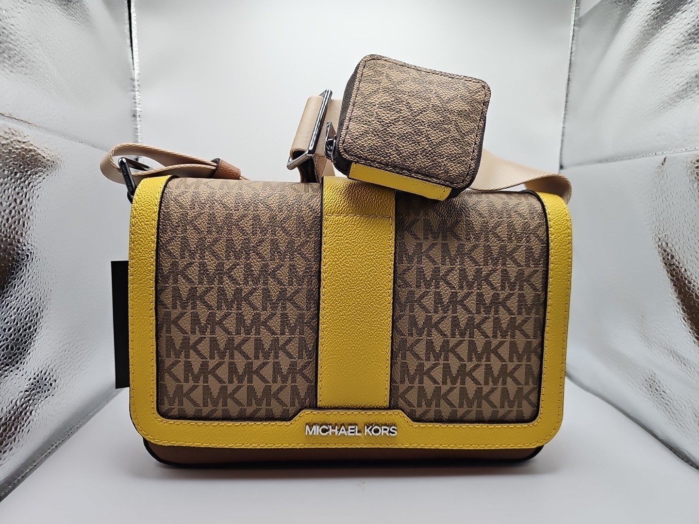 Michael Kors Cooper Color-Block Signature Logo Crossbody Bag with Pouch NWT $348