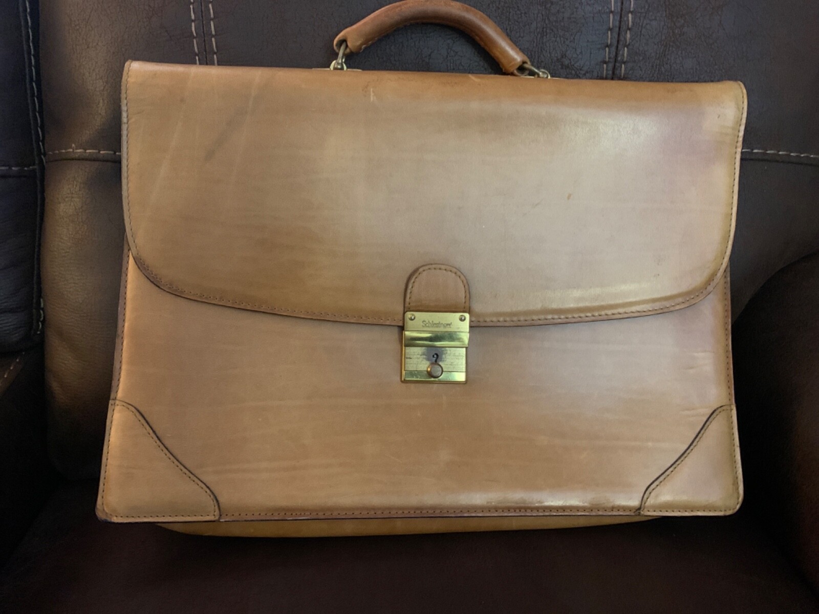 Vintage Schlesinger 17″ Leather Briefcase Classic Flap Distressed Rustic Brown