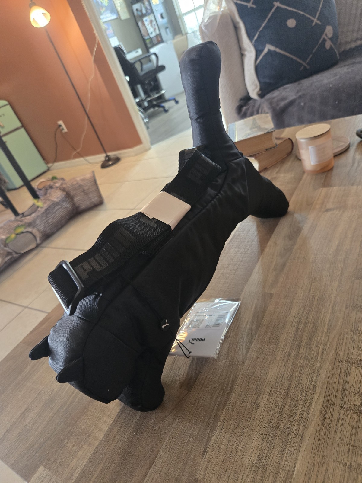 NEW!! PUMA Dylan Black Cat-Shaped Crossbody Bag Small Adjustable Strap Zip