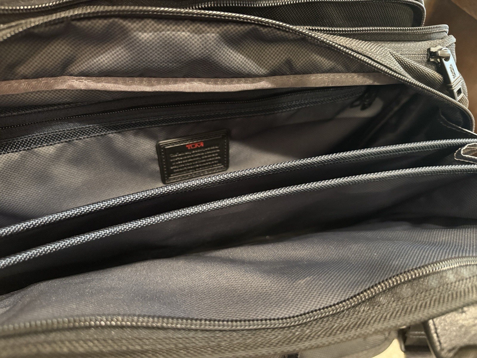 Tumi Black Alpha 2 FXT T-Pass Expandable Laptop Brief Bag # 26145D2 NEW