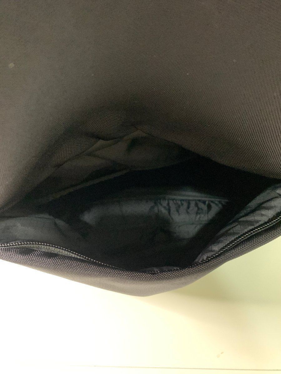 THE NORTH FACE Shuttle Daypack Slim Backpack Black 38cm x 48cm x 9cm