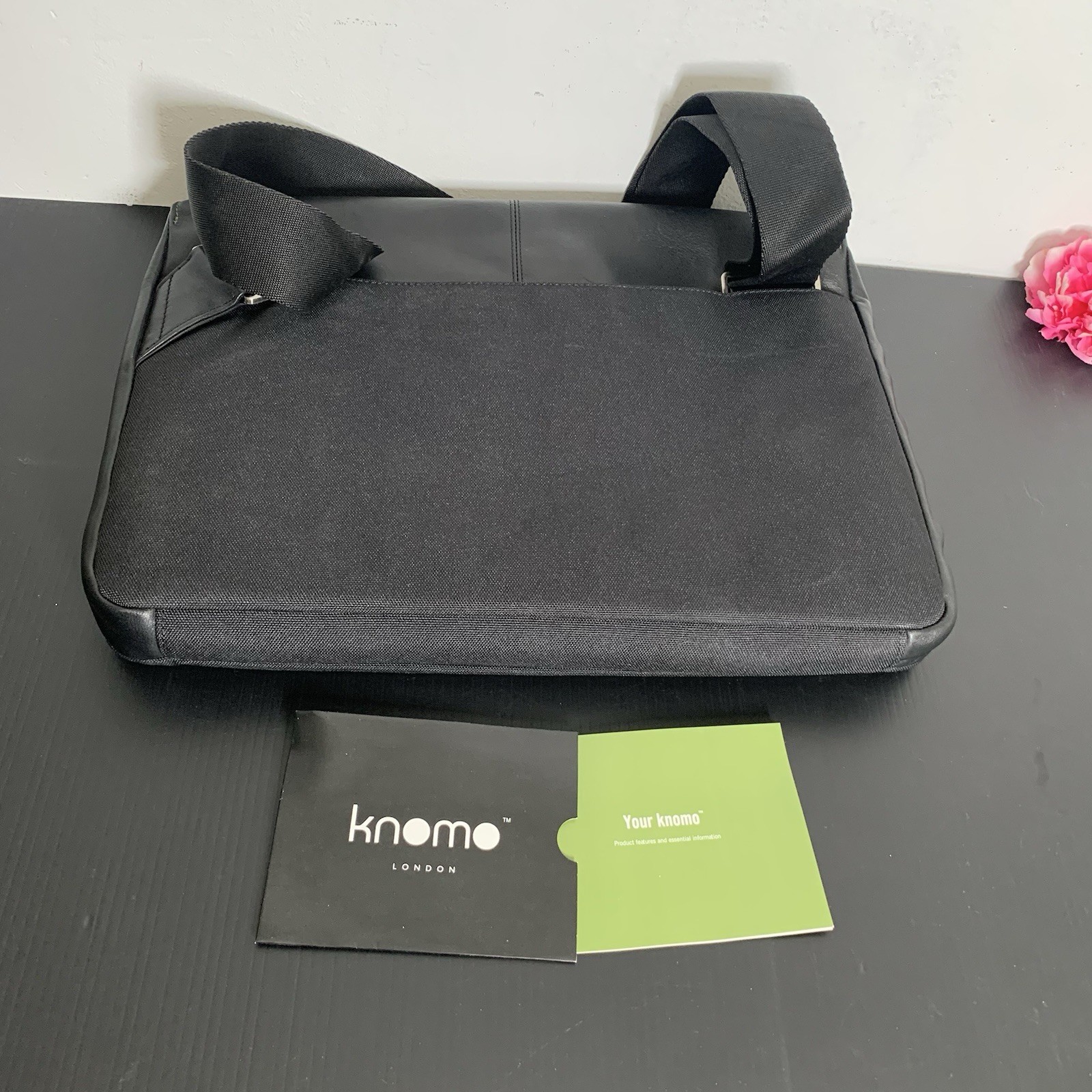 Knomo London – Black Laptop Messenger Bag with Shoulder Strap