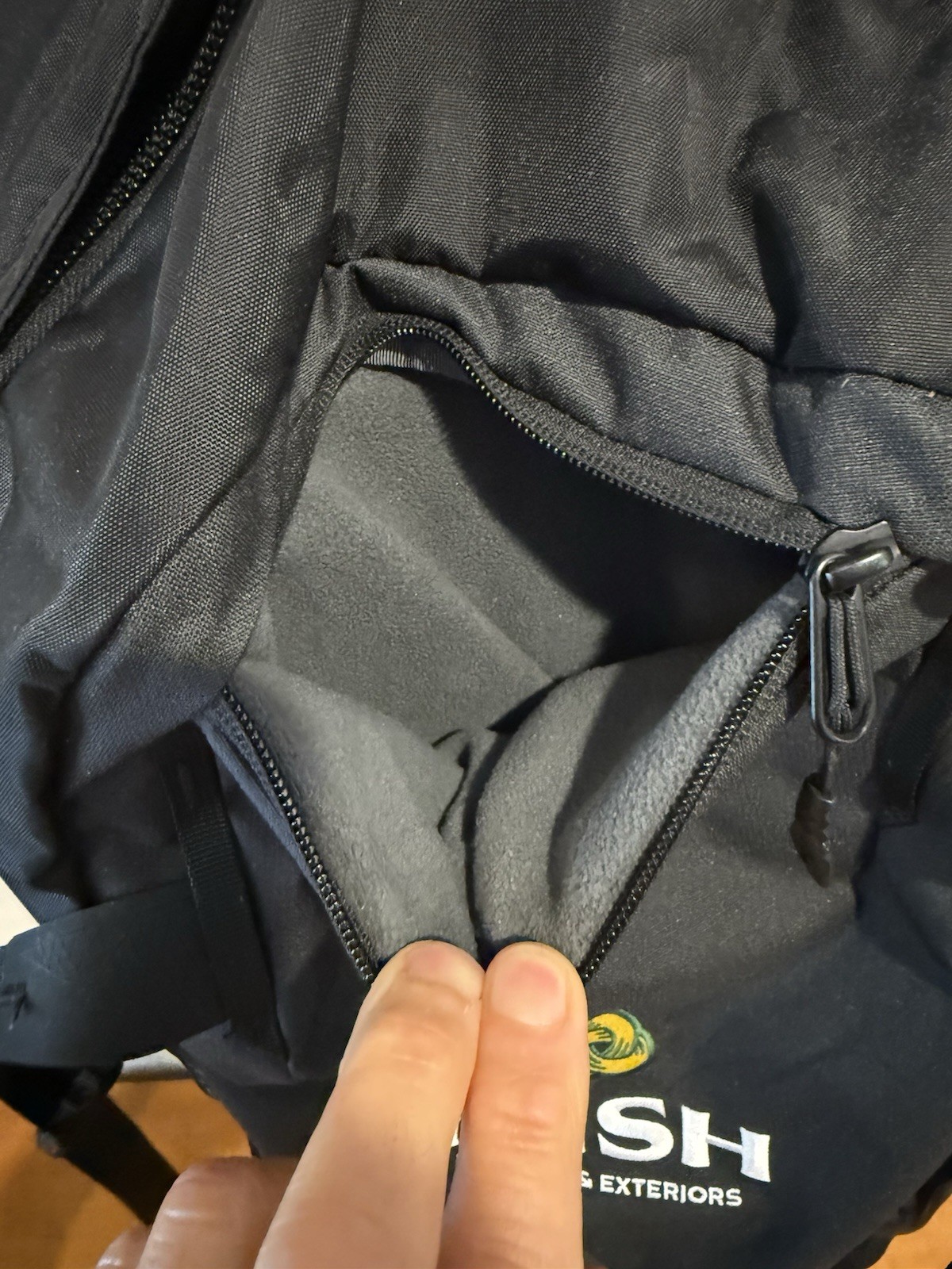 THE NORTH FACE Fall Line Backpack Black W/ Company Logo ~ GREAT