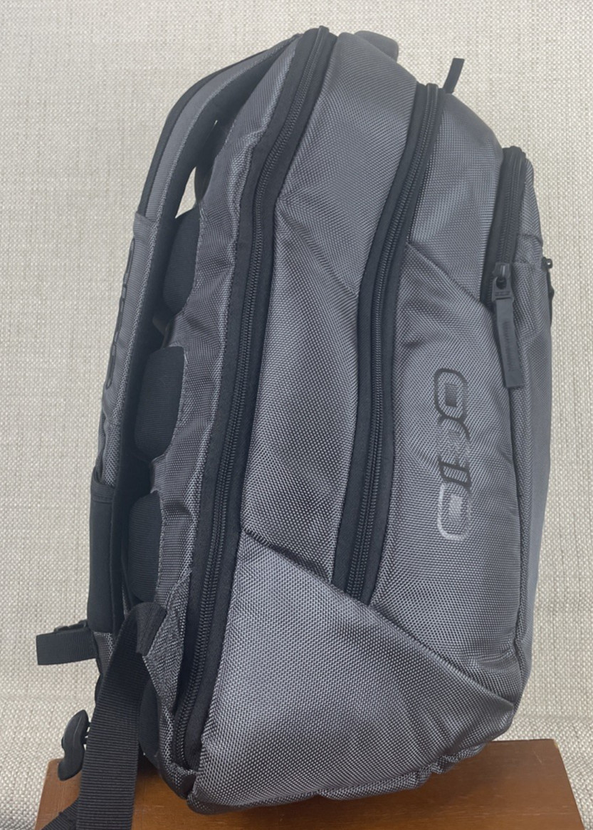 OGIO Ace Backpack 17” Laptop Pack-Tablet Sleeve Metallic Gray Padded Back