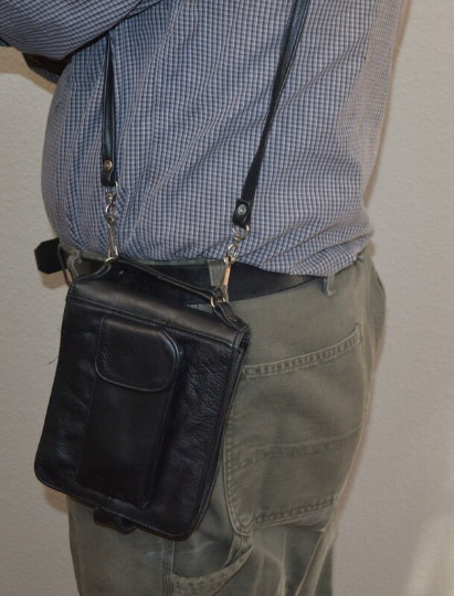 Vtg Black Leather Crossbody Classic Elegant Bag Men’s mini briefcase 8″ x 6.5