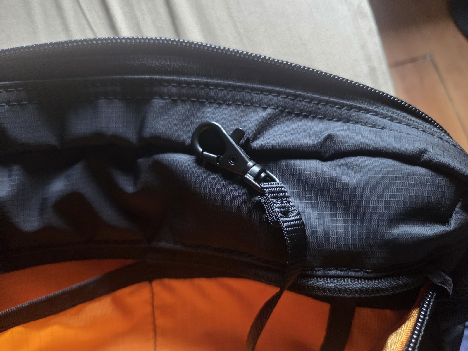 Tomtoc RFID Chest Sling Bag 3.5L Techwear EDC