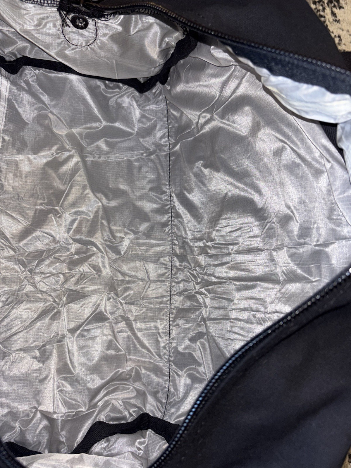 Duluth Pack Cirrus Black Duffel with Parachute Lining