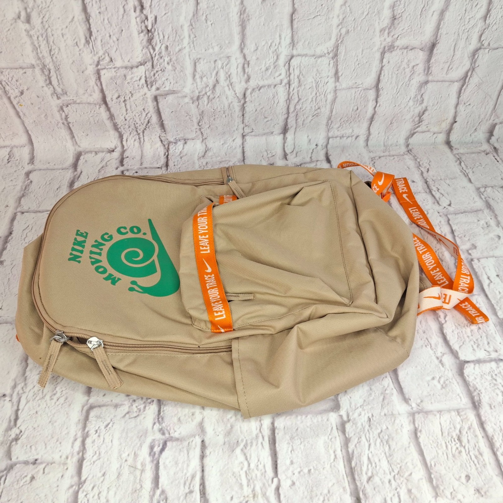 Nike Moving Co Heritage Backpack Hemp Orange Green Leave Your Trace RARE