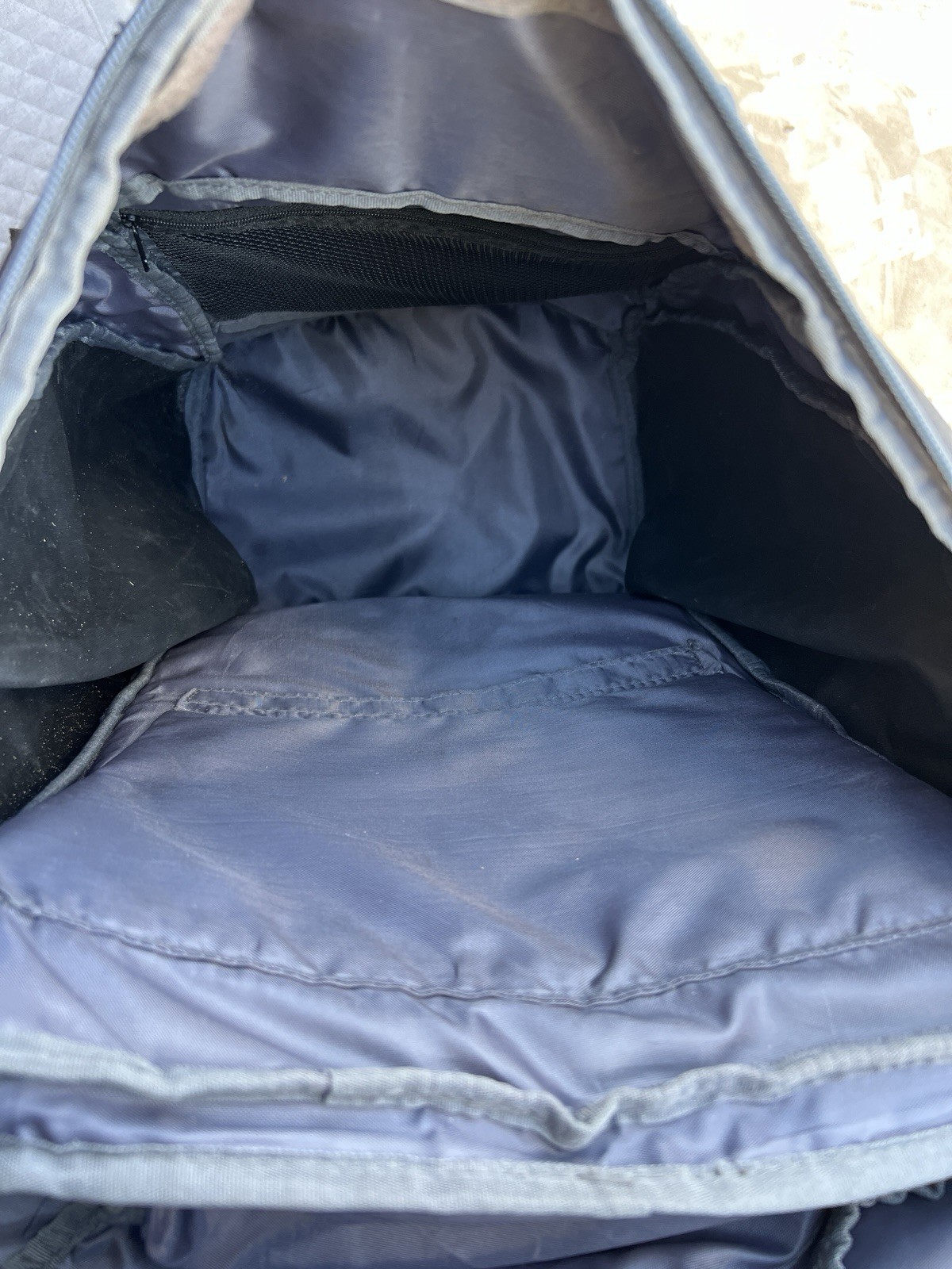 Russel Backpack Uni, Pre Owned. Excelent Condition.