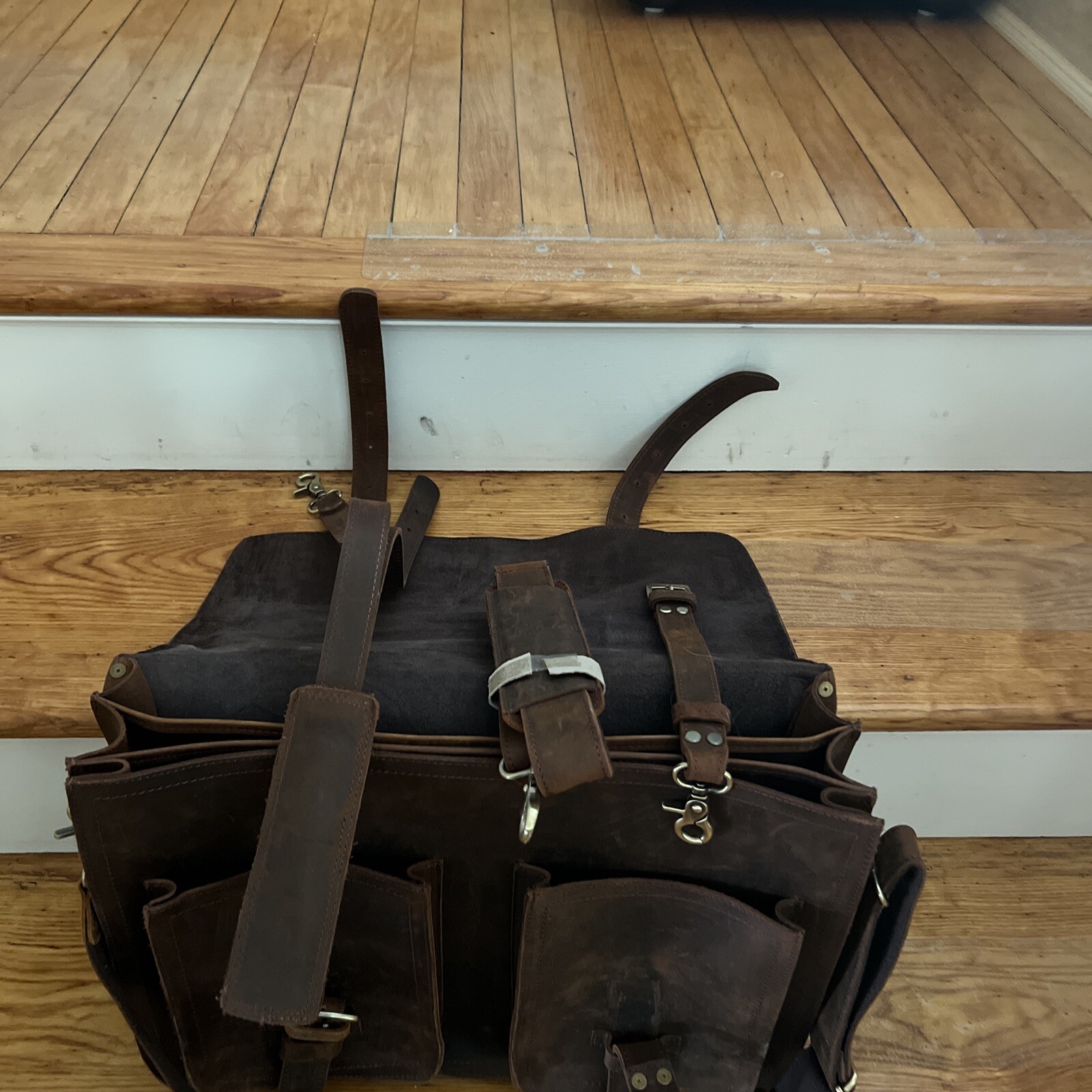 kattee Leather Briefcase Strap Brown EUC
