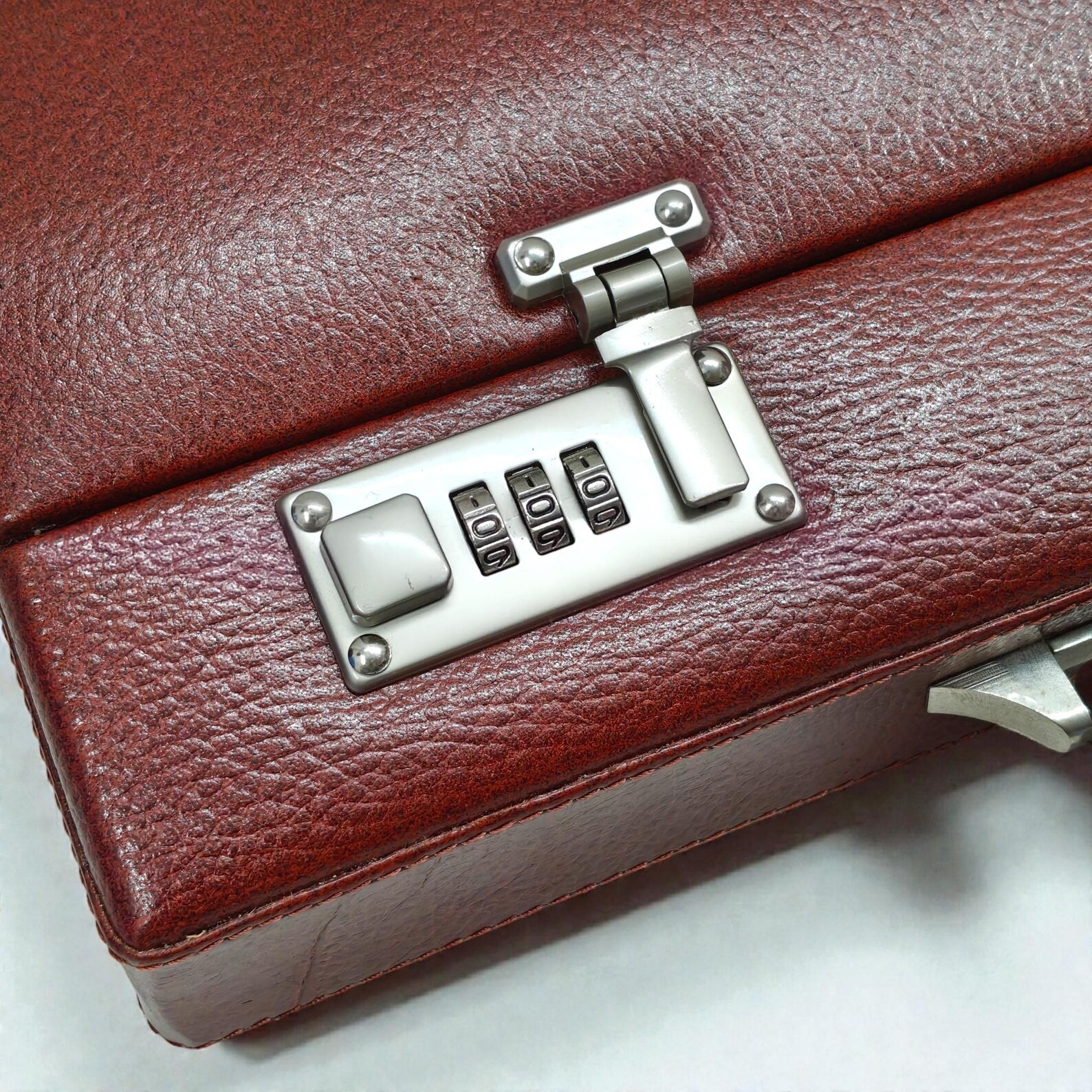 Brown Customized Leather Briefcase for Men, Laptop Attache Case