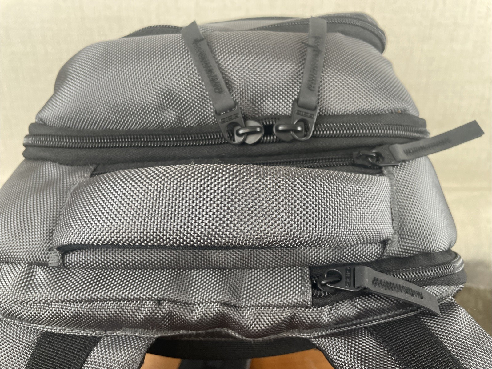 OGIO Ace Backpack 17” Laptop Pack-Tablet Sleeve Metallic Gray Padded Back