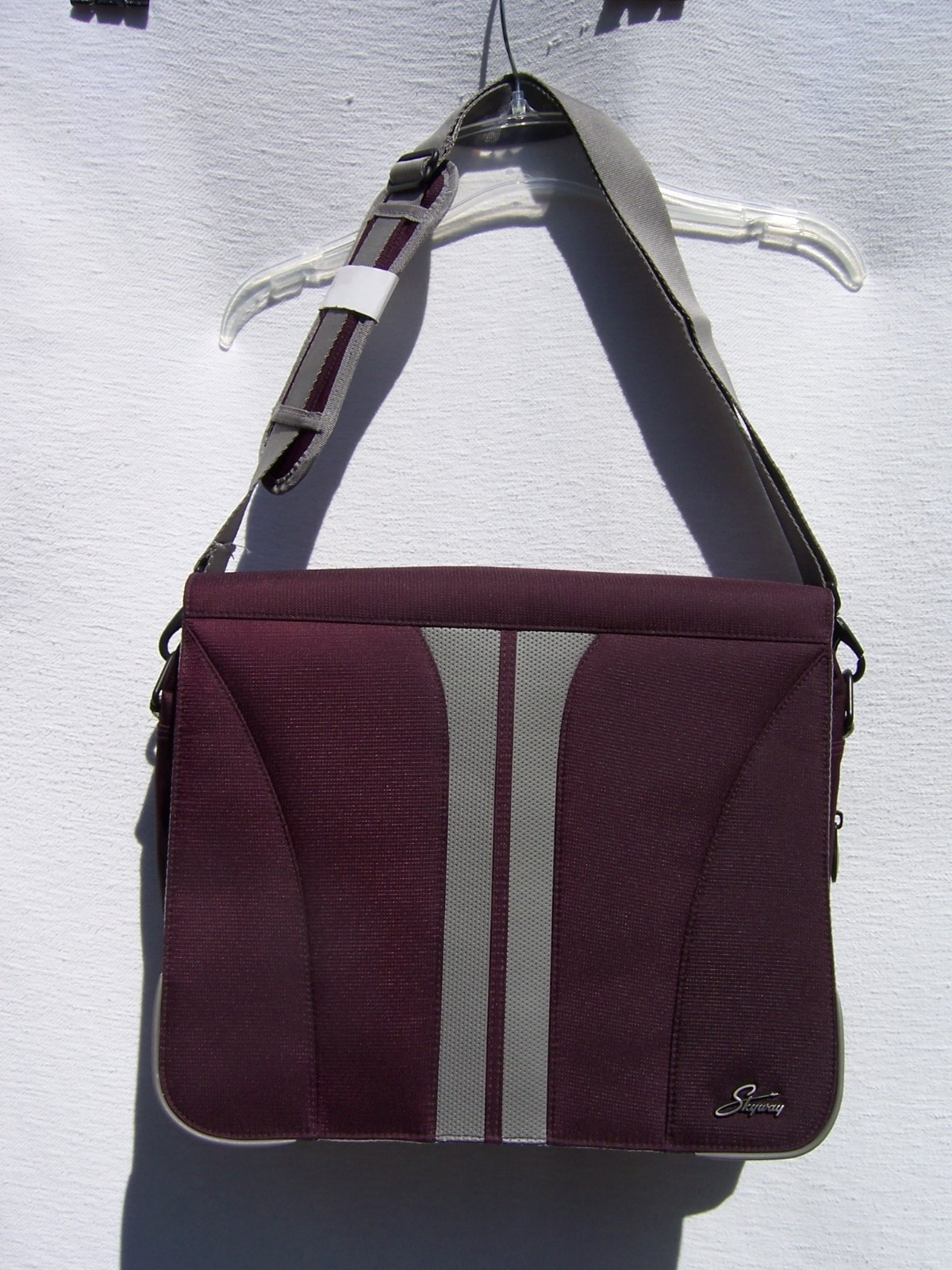 Skyway Purple & Silver Gray Book Messenger Bag Water & Tear Resistant NEW