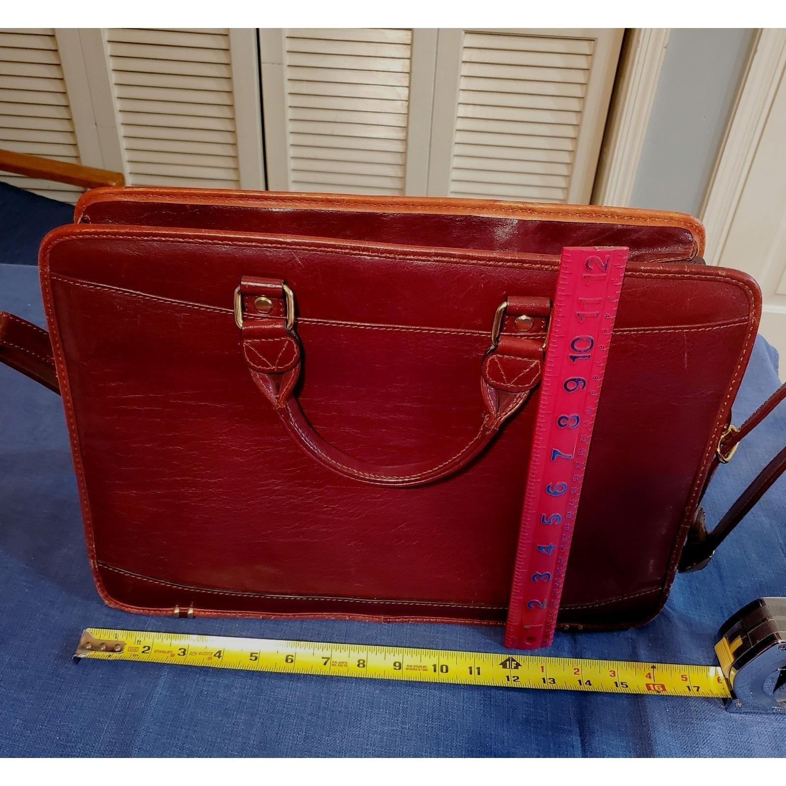 Cognac Brown Leather Briefcase Lap Top Case Dbl Handle Shoulder Strap Vantaggio