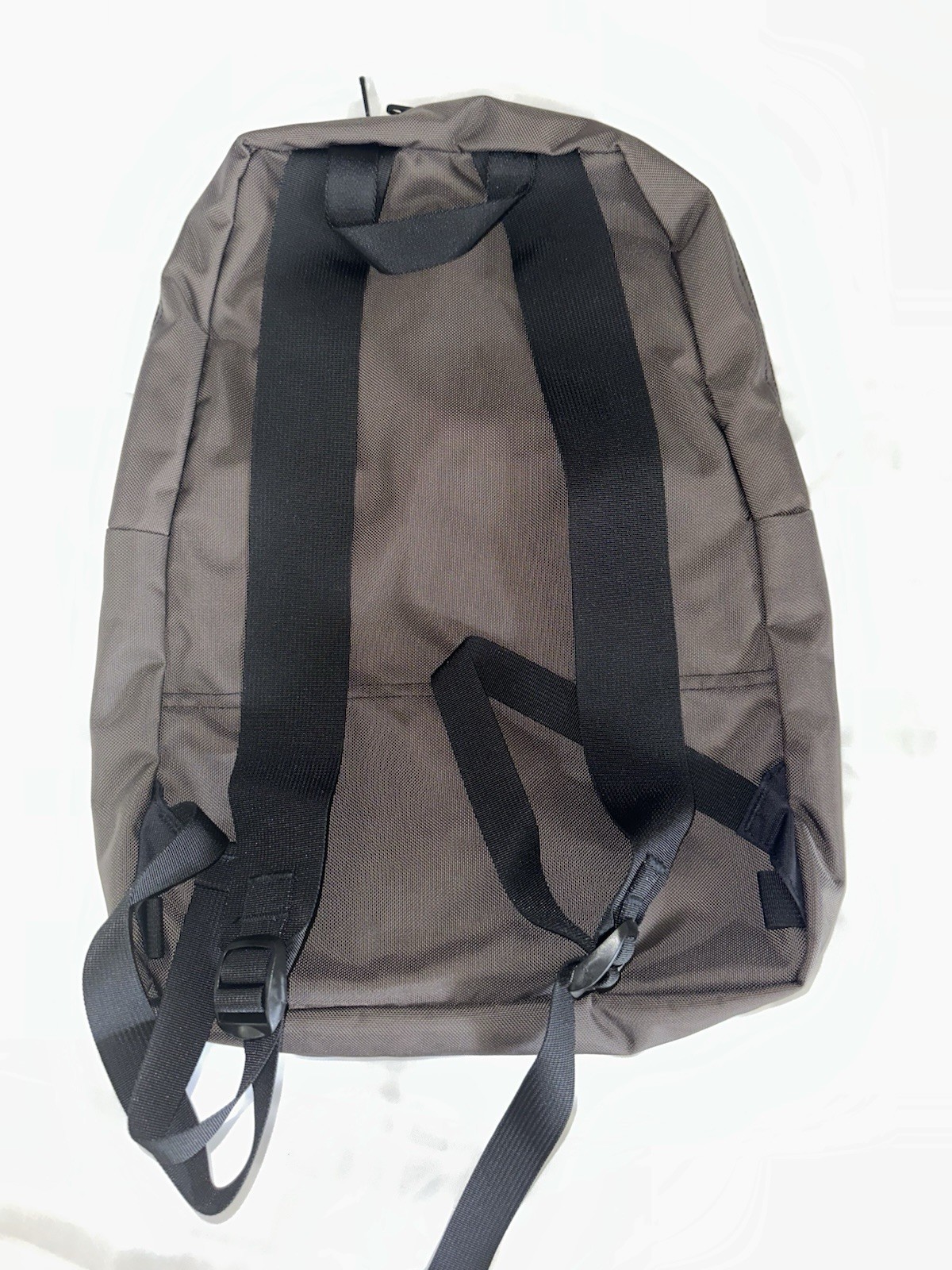 Tom Bihn Daylight Backpack Brown. 17L, Made in USA. New. Read
