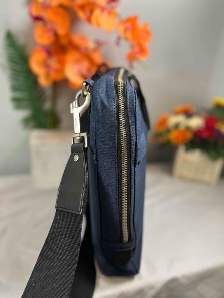 JACK SPADE Tech Oxford Slim Brief Messenger in Navy Blue Nylon