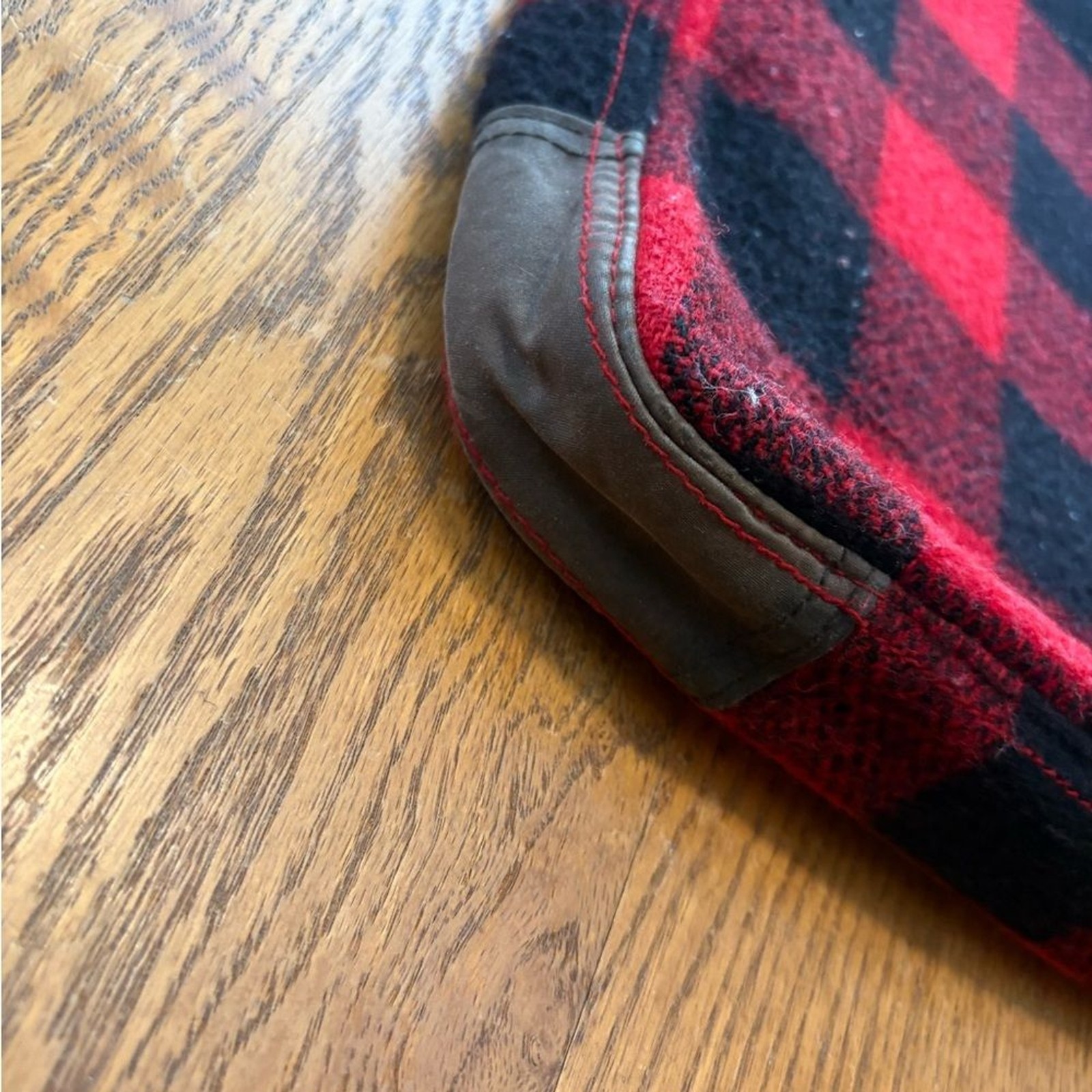 J. Crew Men’s Red Black Buffalo Plaid Messenger Bag Computer Bag