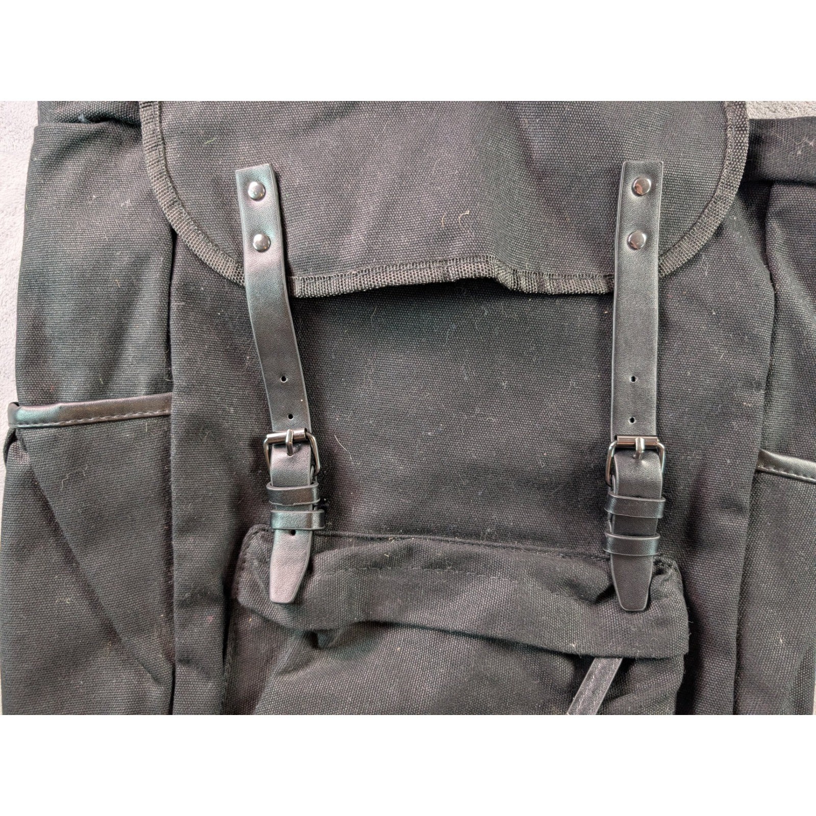 GameStop Xbox One Black Canvas Rucksack Backpack Green Interior Lining Flap Top