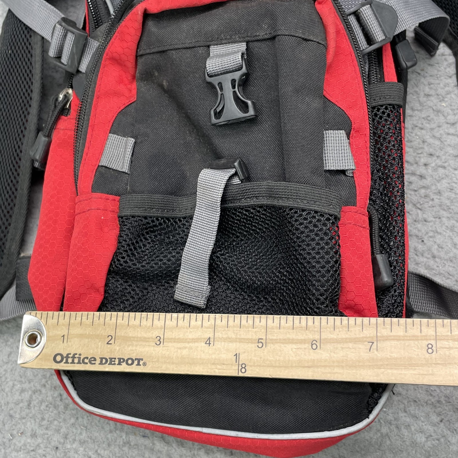 Swiss Gear Backpack Medium Red Hydration System Hiking Camping Travel Gorpcore