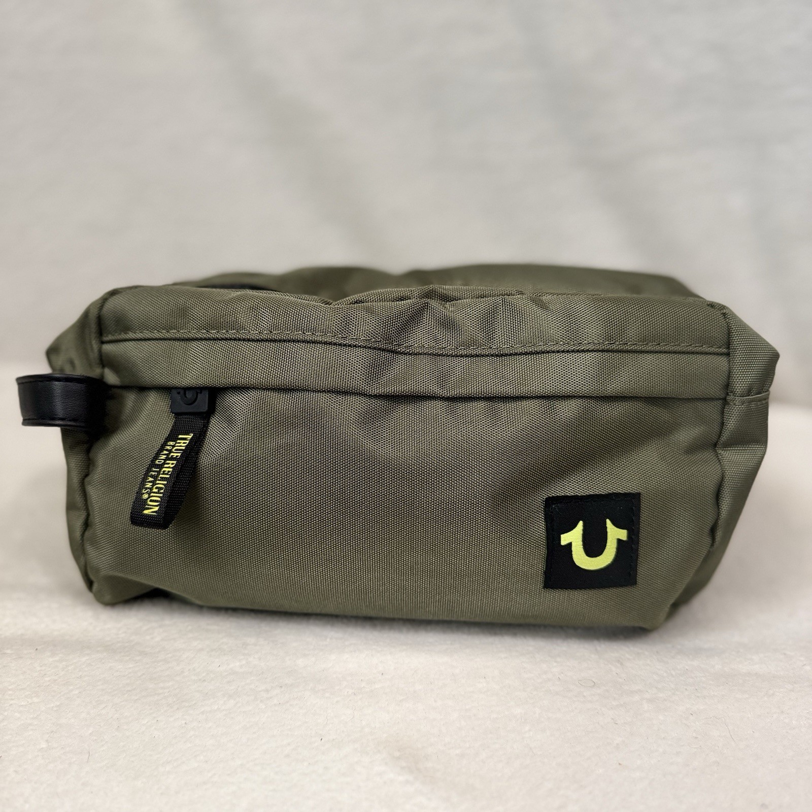 True Religion Men Toiletry Canvas Bag Handle Green W/ Horseshoe Logo 3 Zipper