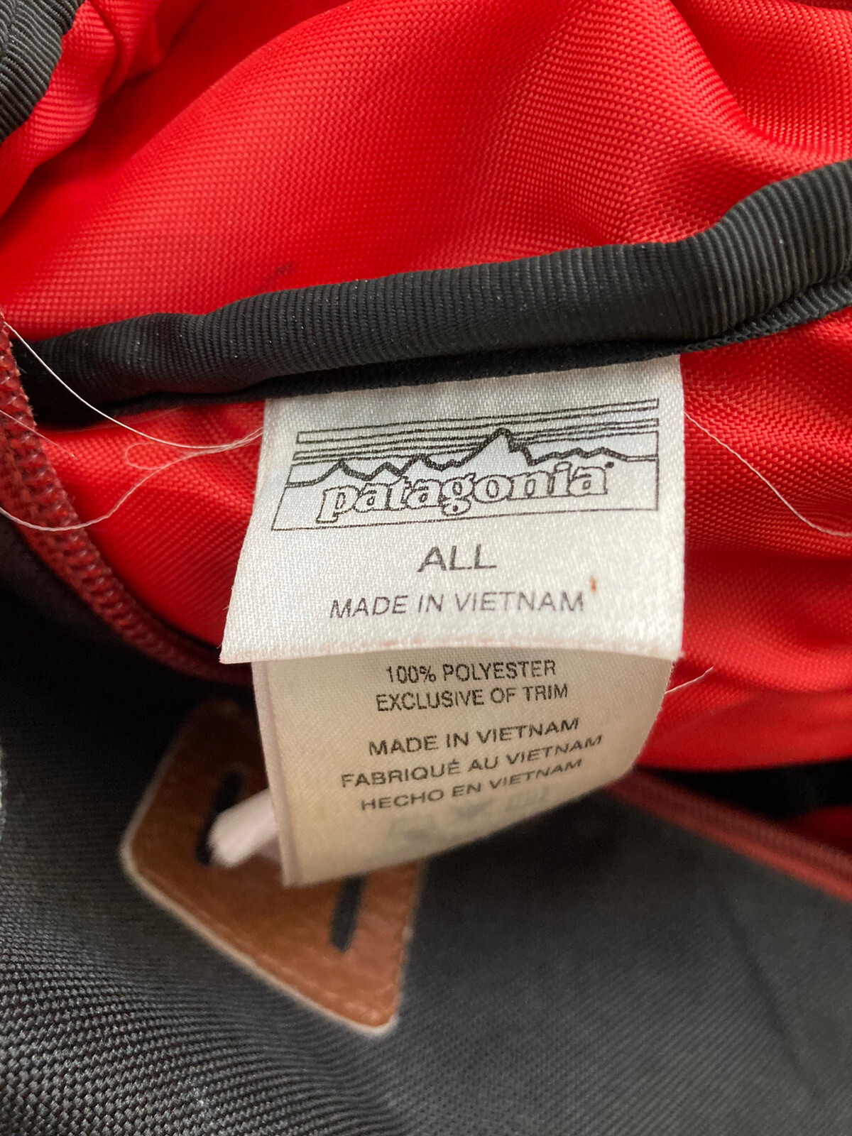PATAGONIA Backpack Toromiro Pack Nylon Black Red Brown STY 48015 Bag RARE