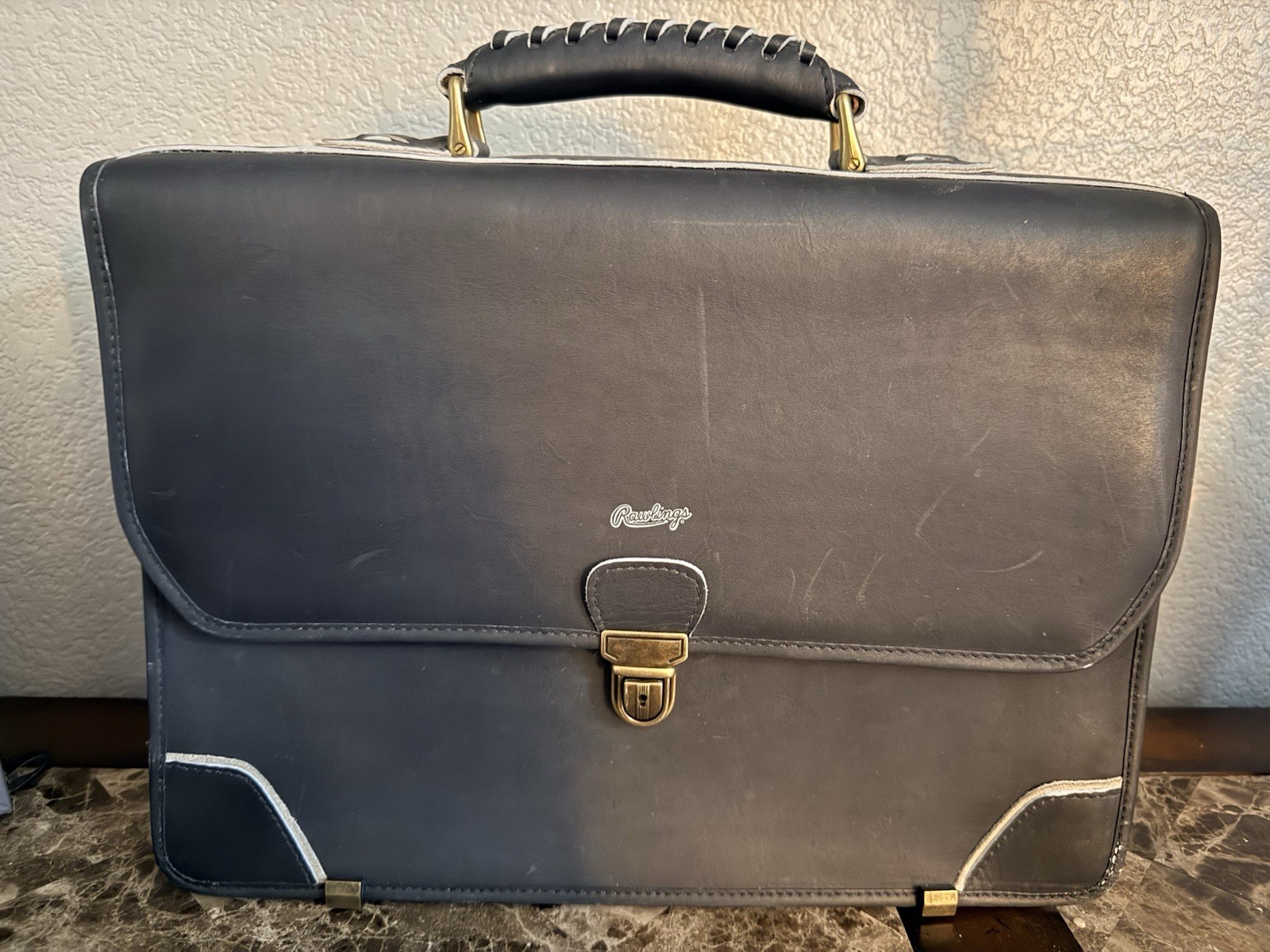 Rawlings Black Briefcase-Heart of the Hide Collection