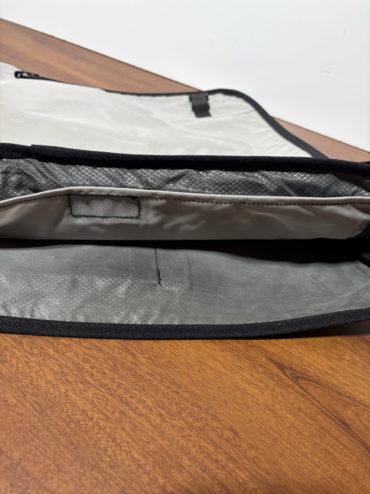 Vintage 90s JanSport Computer Messenger Basketball Texture Bag School College