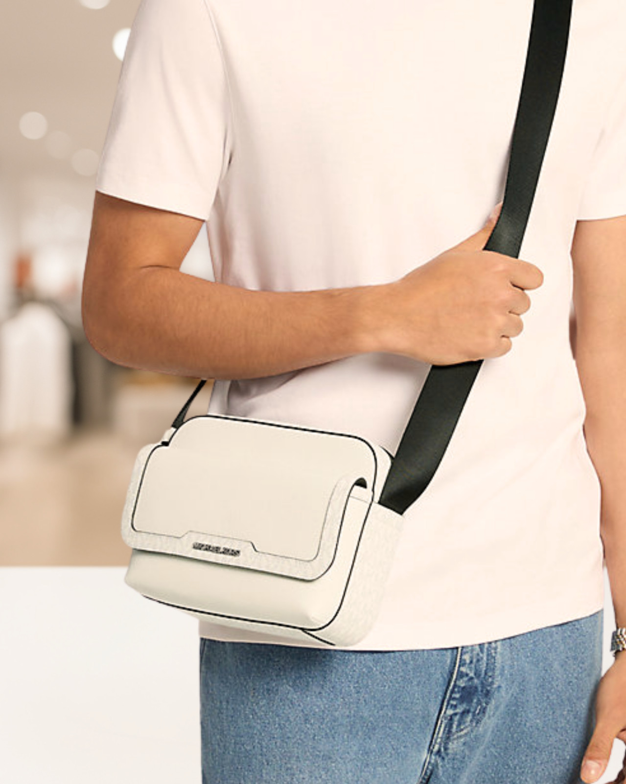 Michael Kors Cooper Men MD Leather & Logo Flap Camera Crossbody Bag Variation