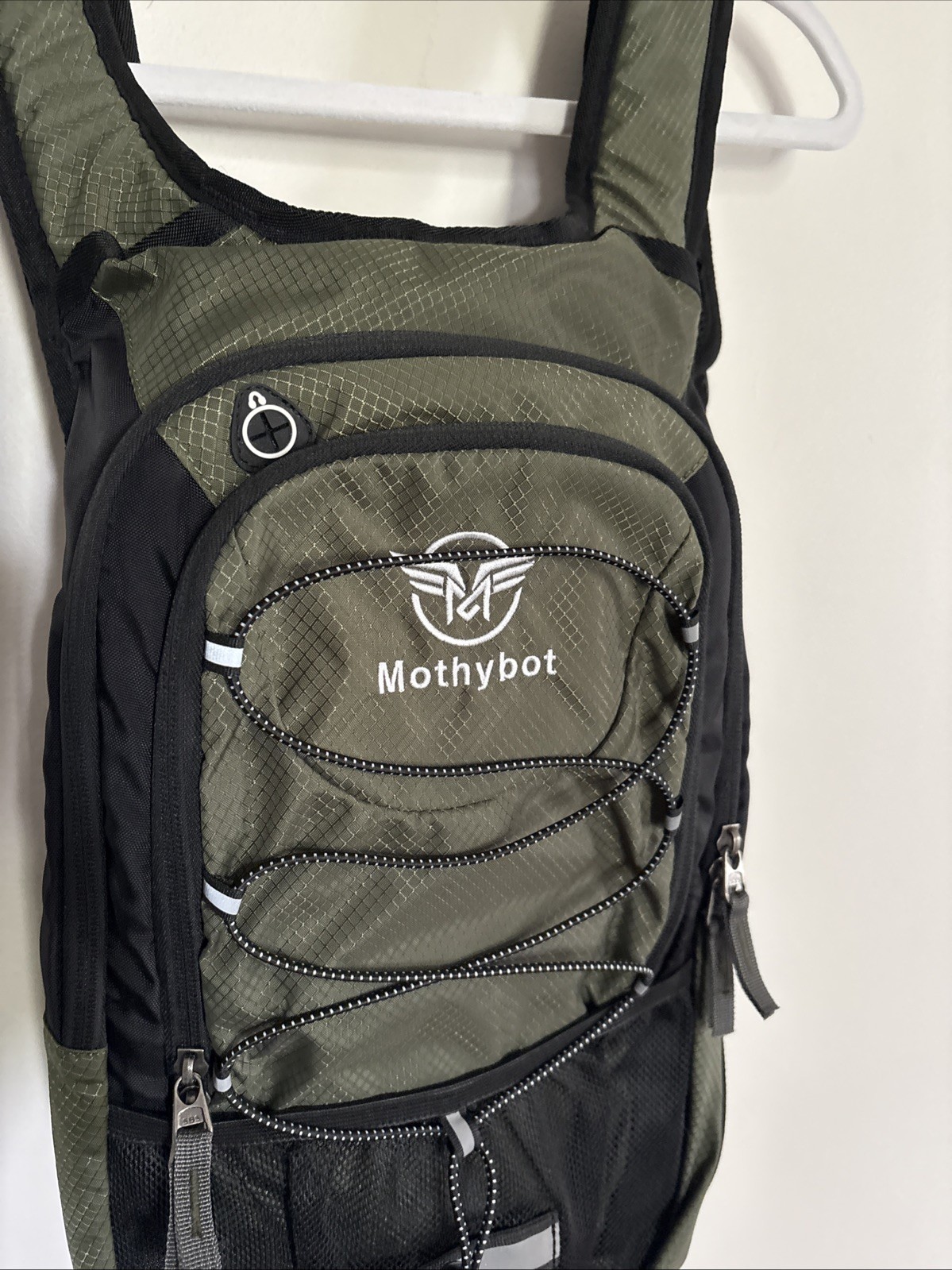 Mothybot Outdoor Durable Water Resistant Nylon Insulated Hydration Backpack Gorp