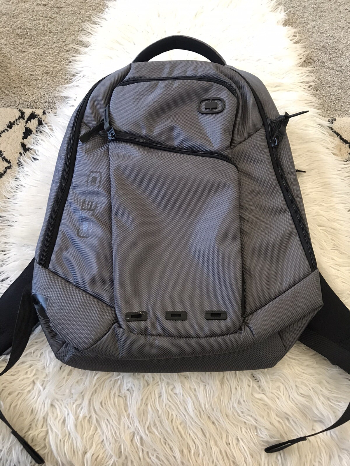 OGIO® Ace Pack, Gray, Brand New Backpack, 1680D, 1,450 cu. in./22.1 L, PADDED