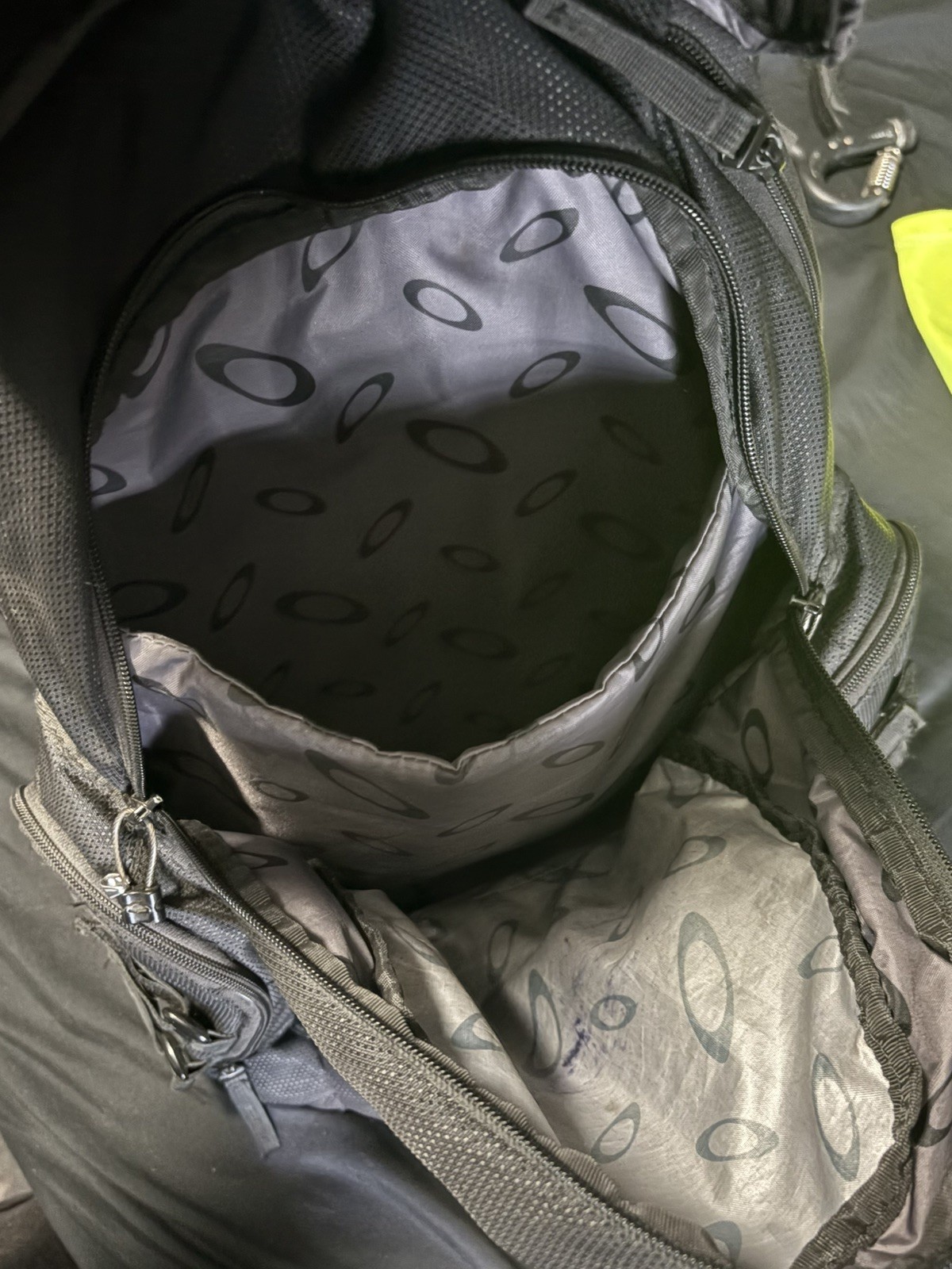 RARE Oakley Kitchen Sink Backpack Tactical Field Gear Stealth Black Light EUC