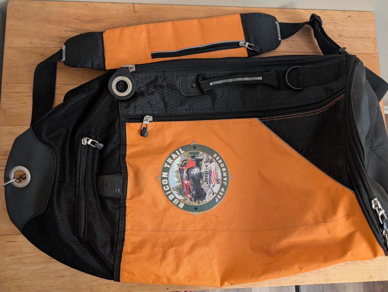 Used Vintage Jeep Jamboree Rubicon Trail Travel 90’s Duffel Bag All Weather