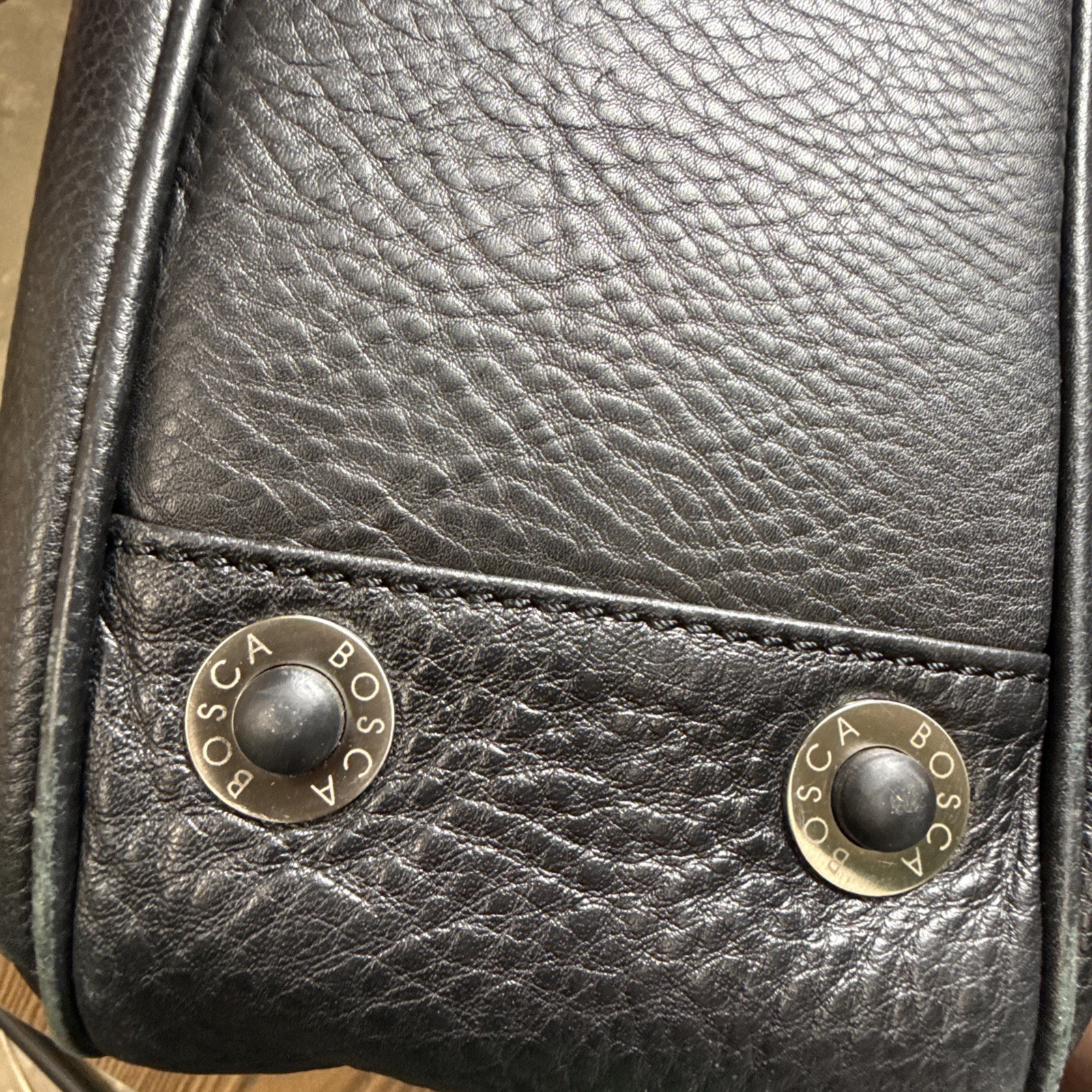 Bosca Old Leather Magnetic Flap Messenger Bag Black