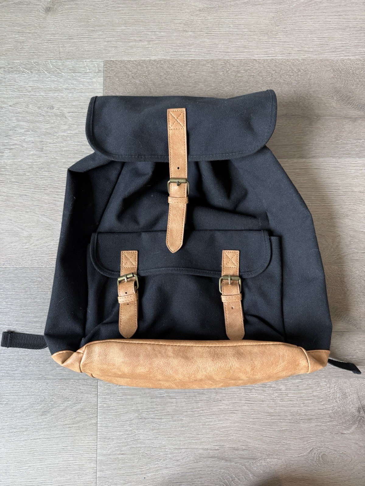 DSW Black Backpack Brown Trim Buckle/Drawstring, Adjustable, Pockets, Lined