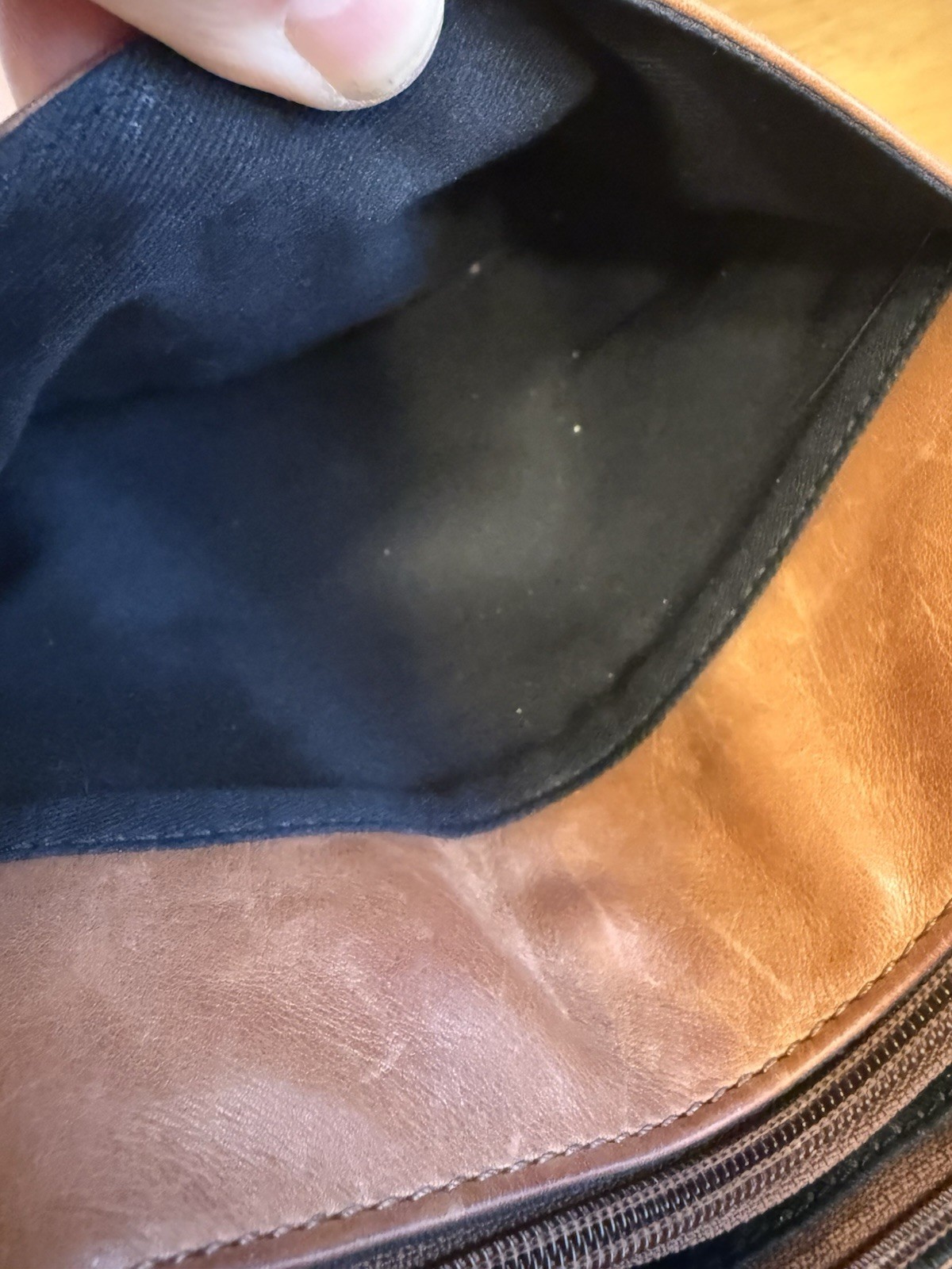 Harbour 2nd Distressed Worn Leather Crossbody Messenger Small Purse Bag