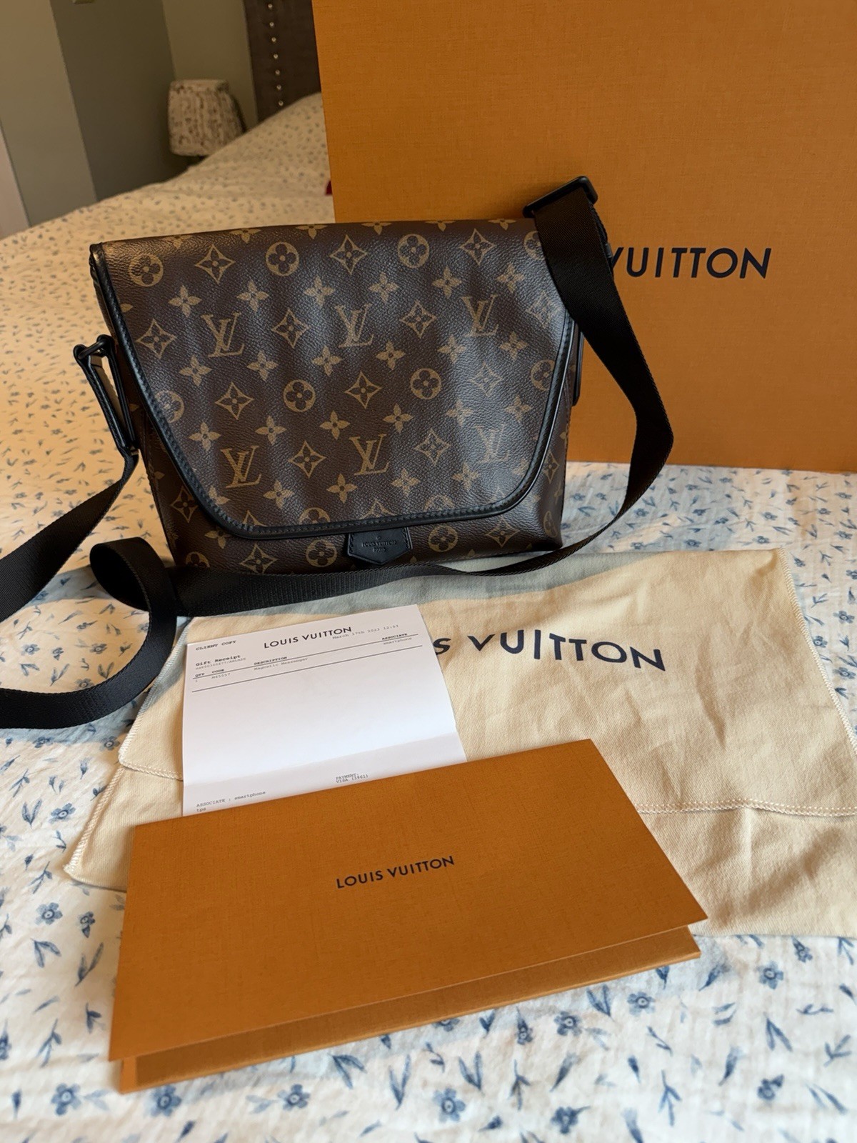 Louis Vuitton Magnetic Messenger