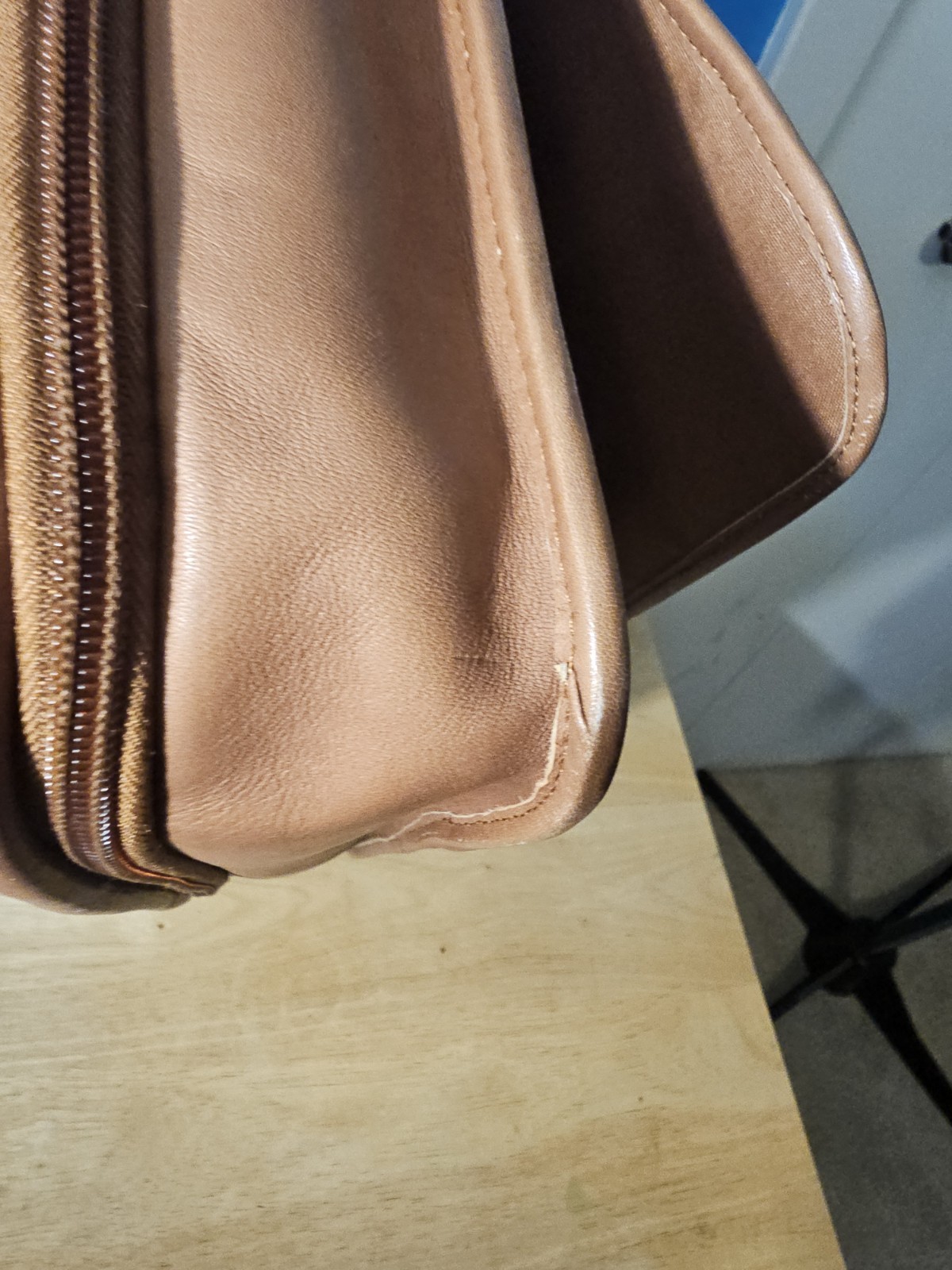 Wilson’s Leather Briefcase-Messenger Bag Cognac Brown-Genuine Leather Colombia
