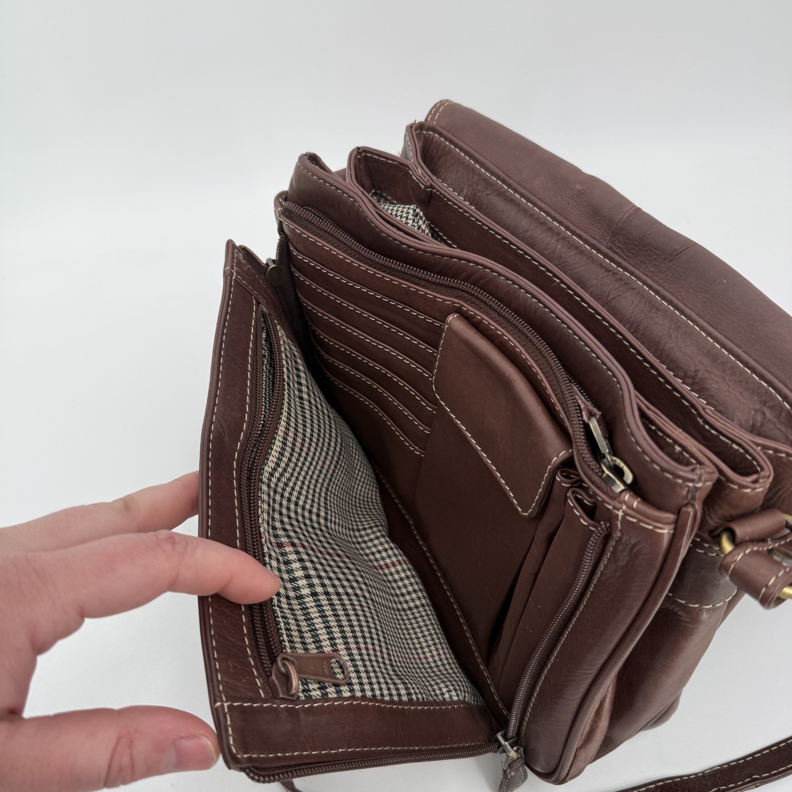 CHAOS Rust Brown Leather Medium Messenger Bag Organizer Office Commute Travel