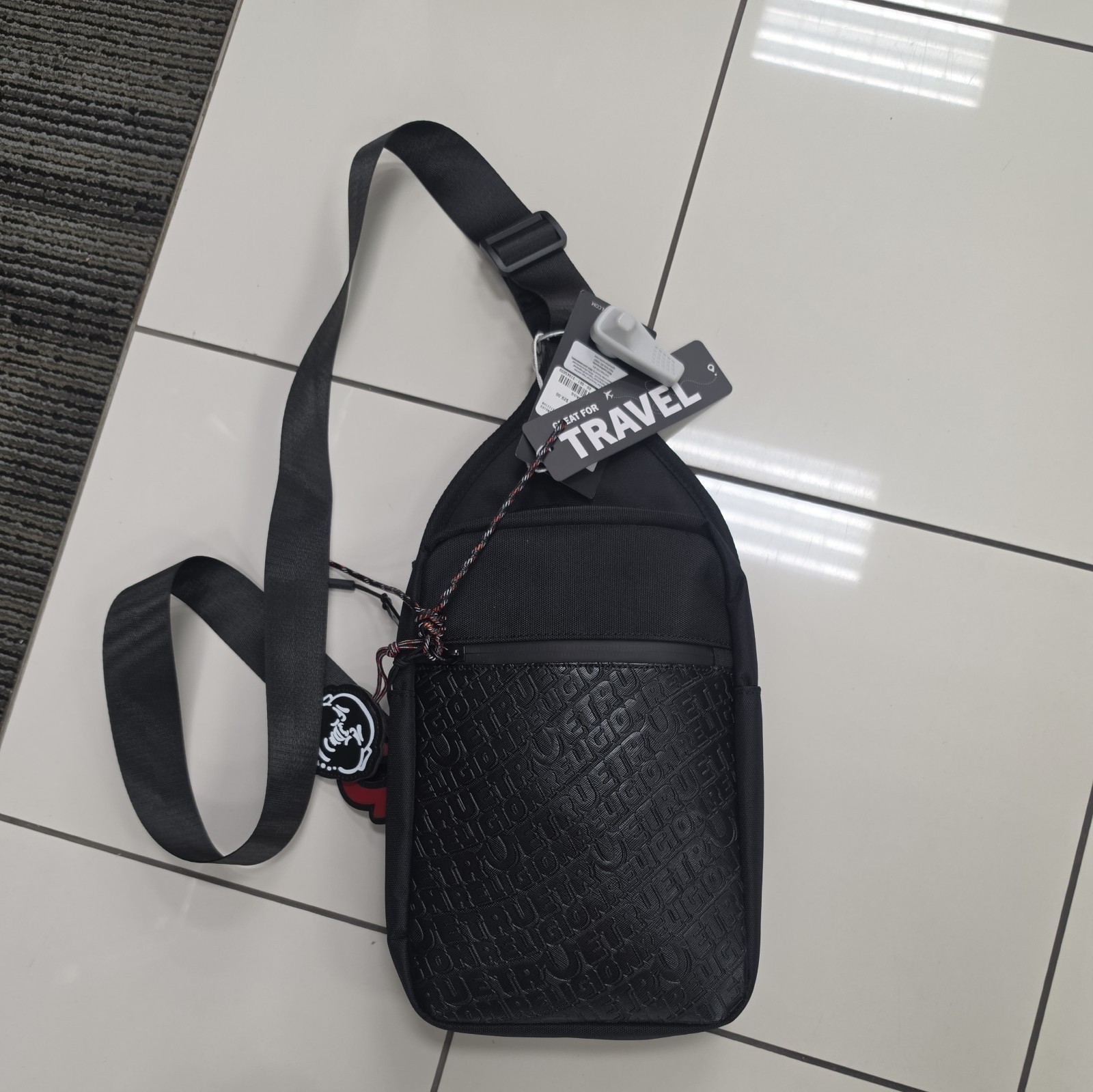 True Religion Yara Horseshoe Designer Unisex Black YETA 2.0 Crossbody Sling Bag