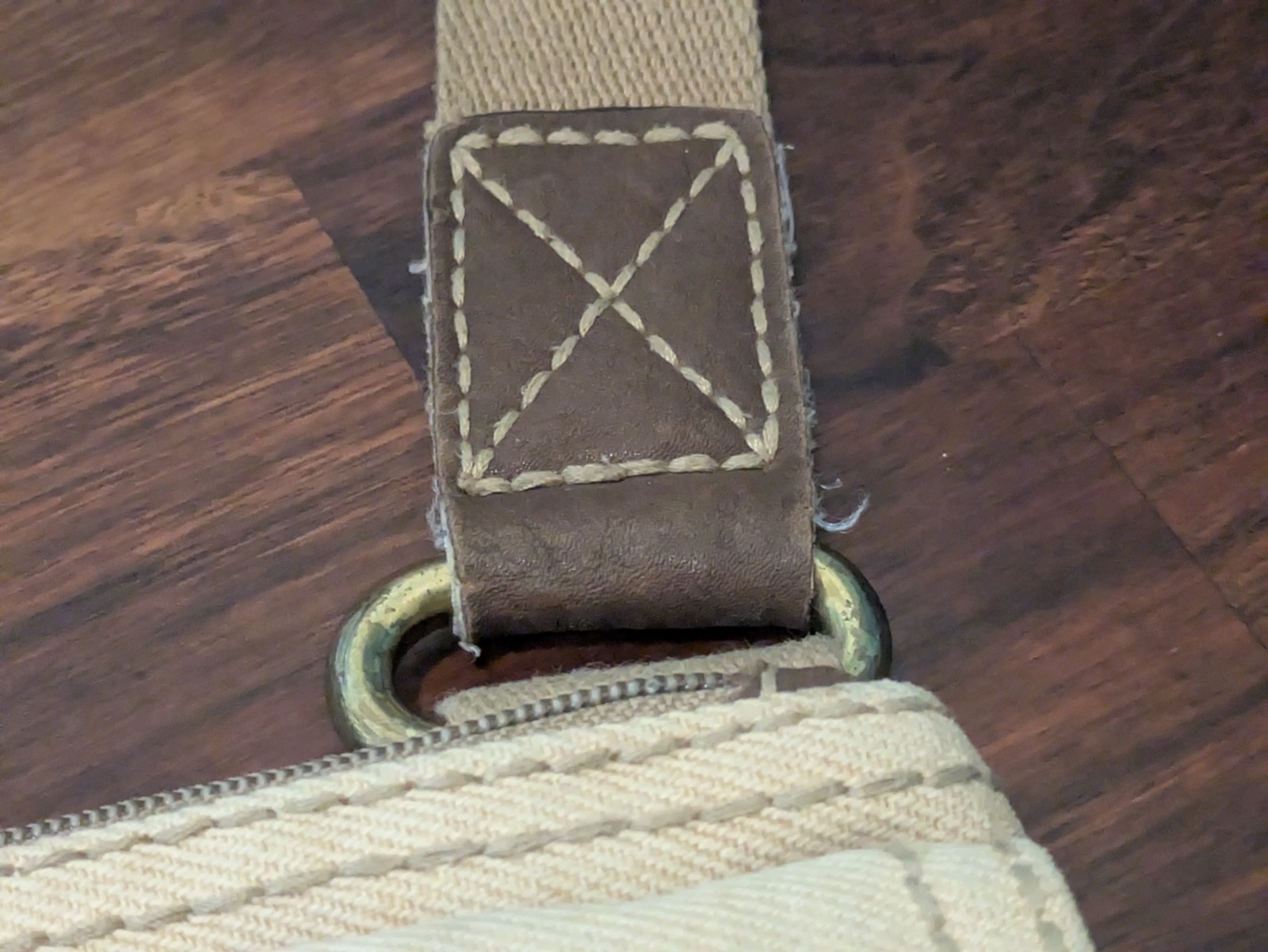 Fossil Beige Messenger Bag Adjustable Strap Inner Pockets Crossbody Men