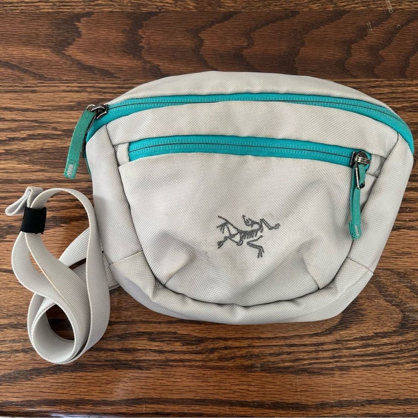 Arc’teryx Maka 1 Waistpack Gray Fanny Pack Belt Bag