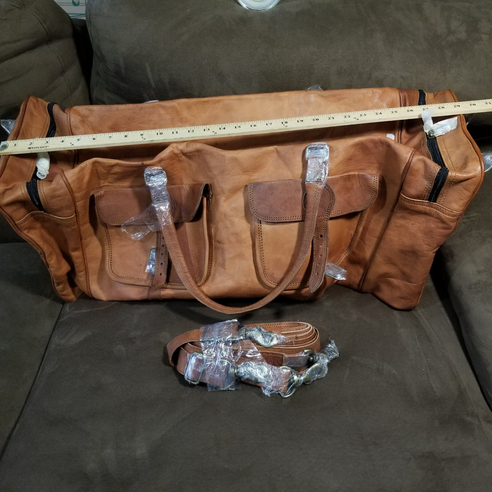 NEW Komal’s Passion Leather 32″ Duffle Bag Adjustable Strap Multi Pocket