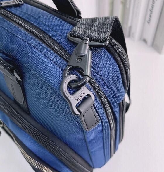TUMI New Slim Commuter Briefcase ALPHA BRAVO Business bag Navy Black outlet New